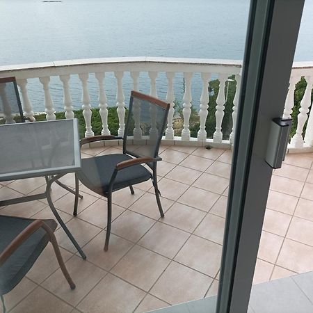 Apartments By The Sea Zubovici, Pag - 6394 المظهر الخارجي الصورة