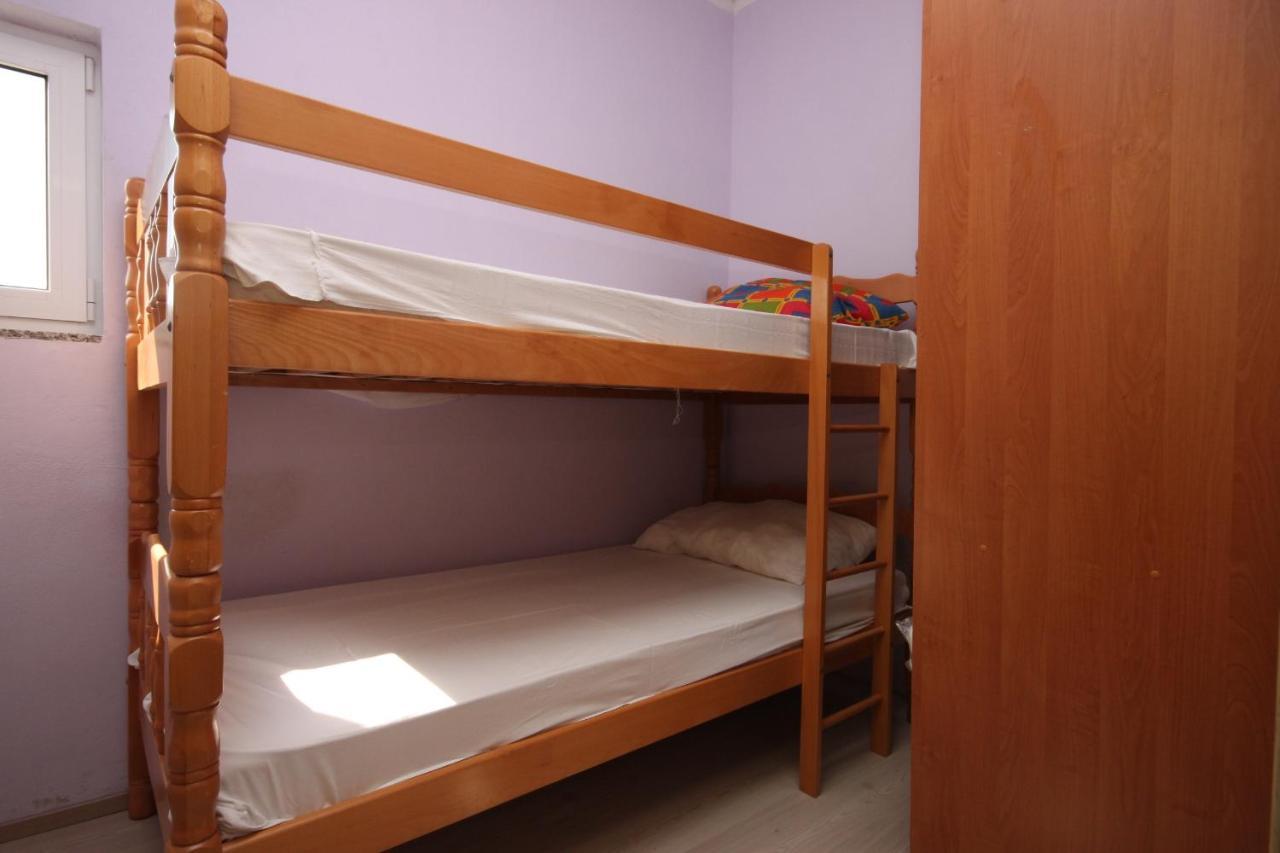 Apartments By The Sea Zubovici, Pag - 6394 المظهر الخارجي الصورة