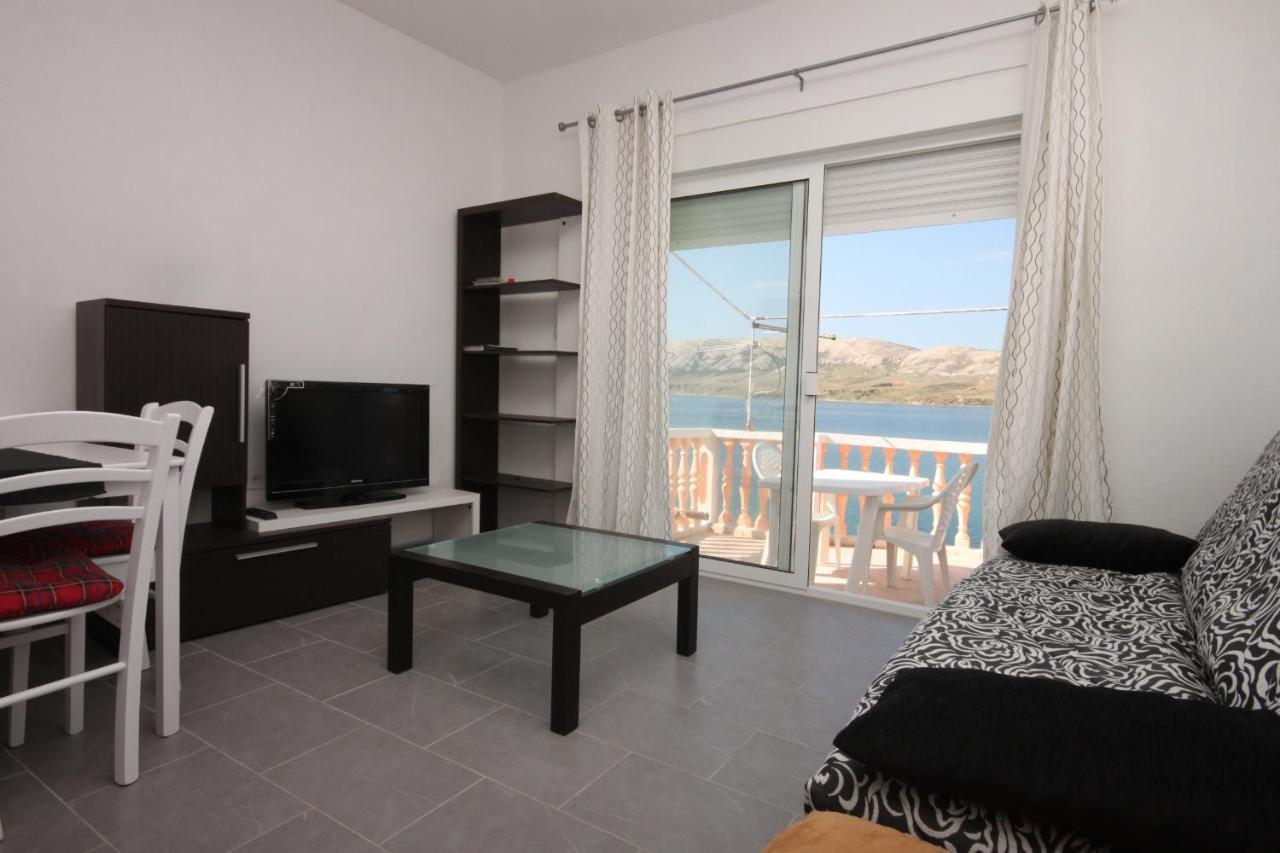 Apartments By The Sea Zubovici, Pag - 6394 المظهر الخارجي الصورة