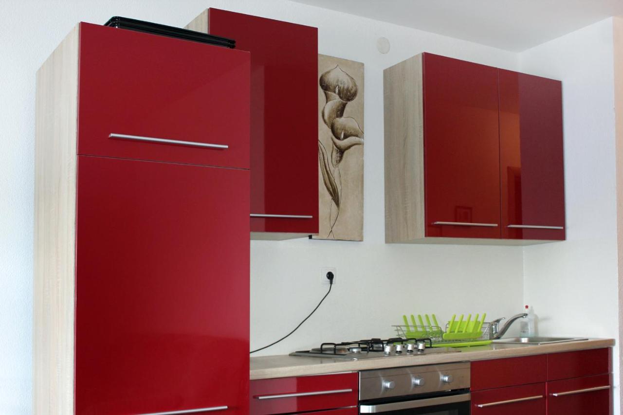 Apartments By The Sea Zubovici, Pag - 6394 المظهر الخارجي الصورة