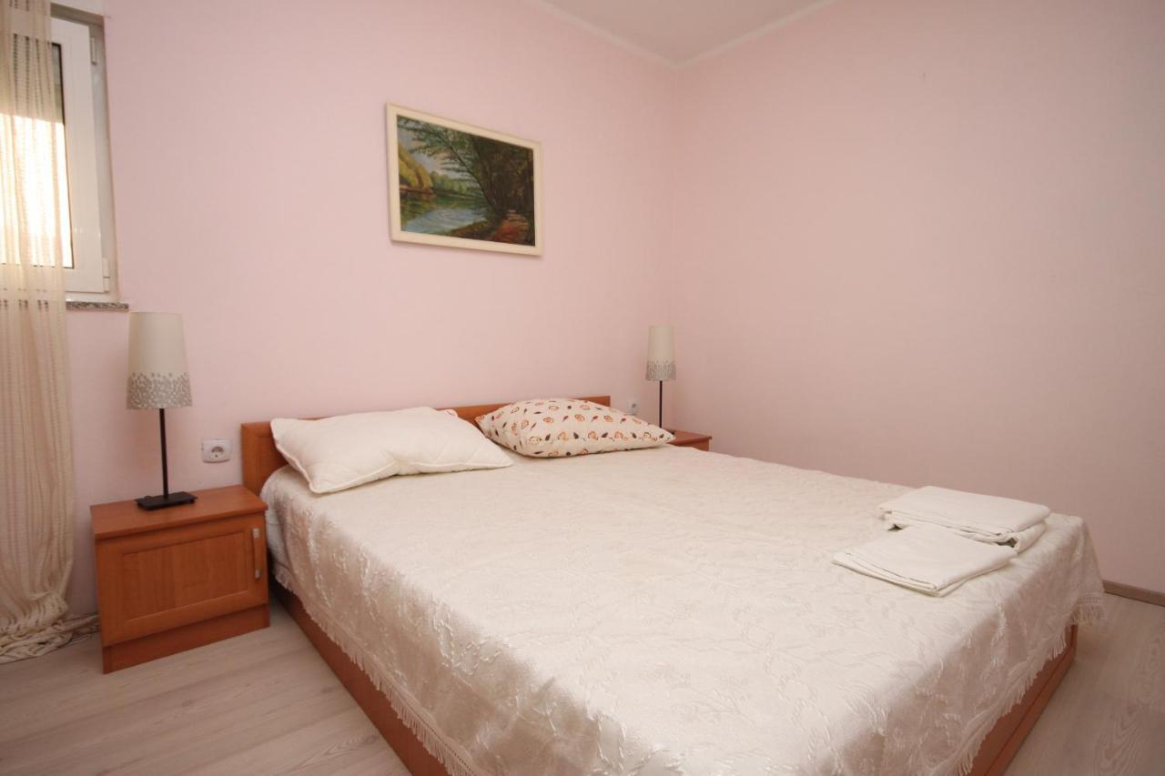 Apartments By The Sea Zubovici, Pag - 6394 المظهر الخارجي الصورة