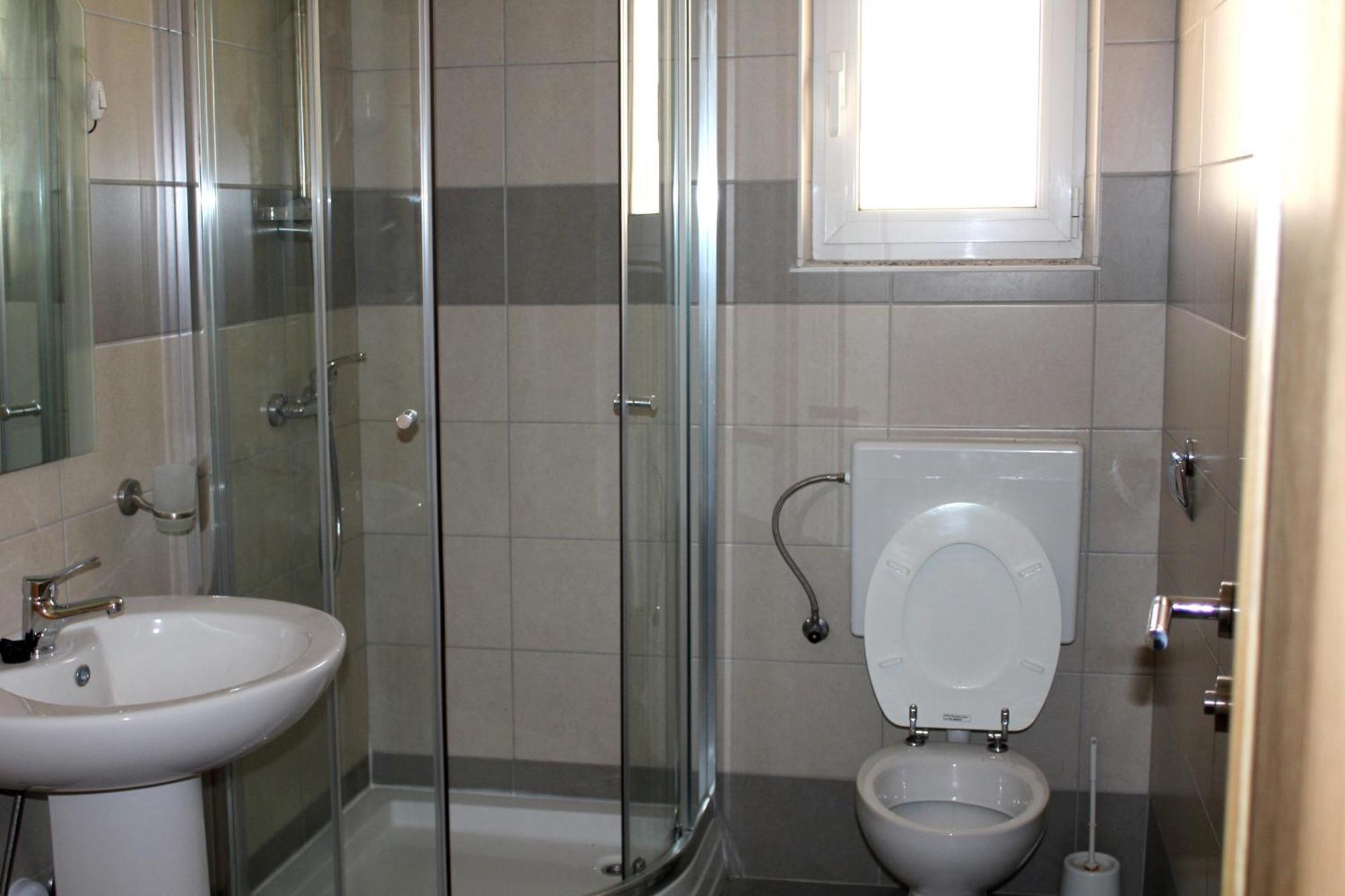 Apartments By The Sea Zubovici, Pag - 6394 المظهر الخارجي الصورة